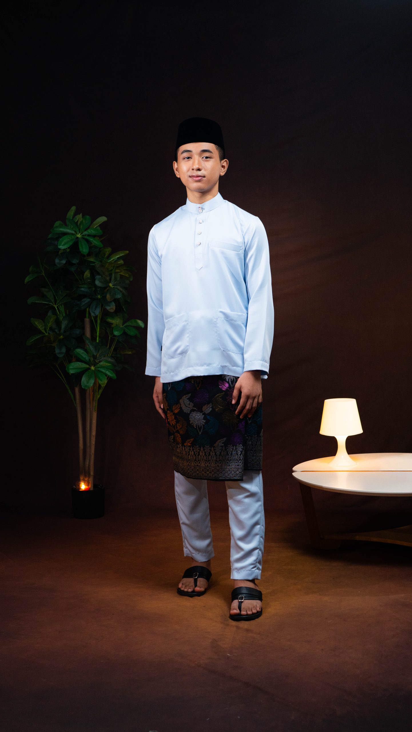 BLUE - Image 2